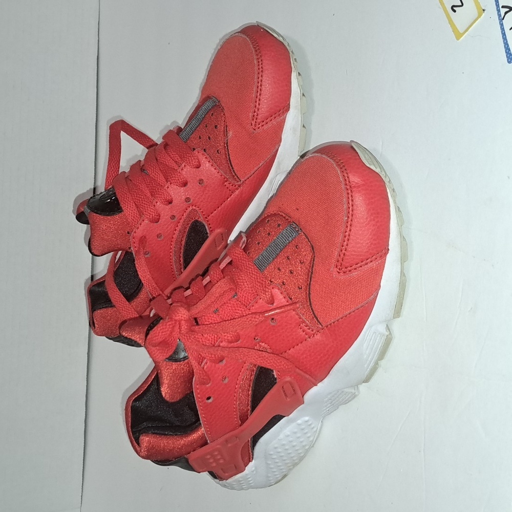 Nike red, boys